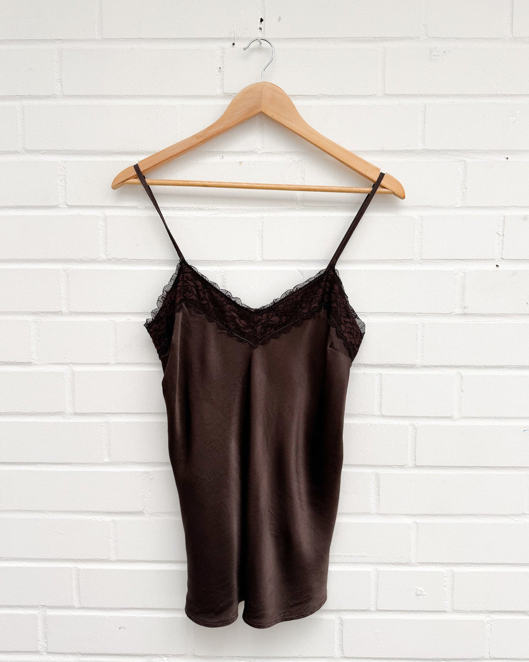 VISKOSE TOP mit Spitze - braun