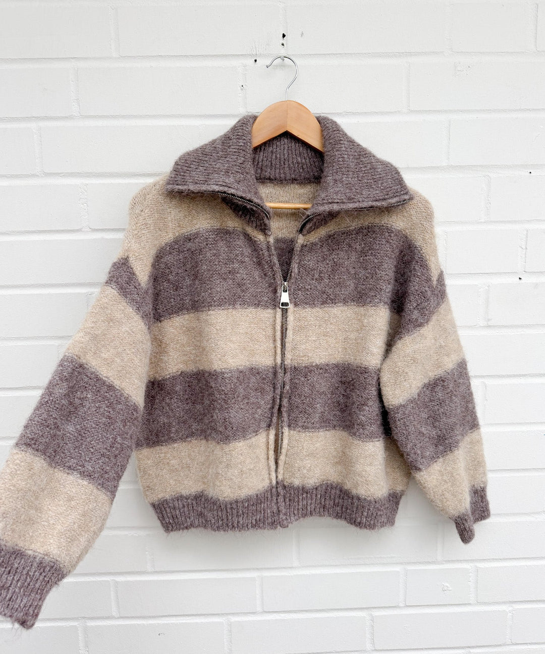 STRICKJACKE STRIPE NATA - versch. Farben