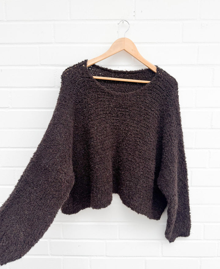 CROP BOUCLE STRICKPULLOVER - versch. Farben