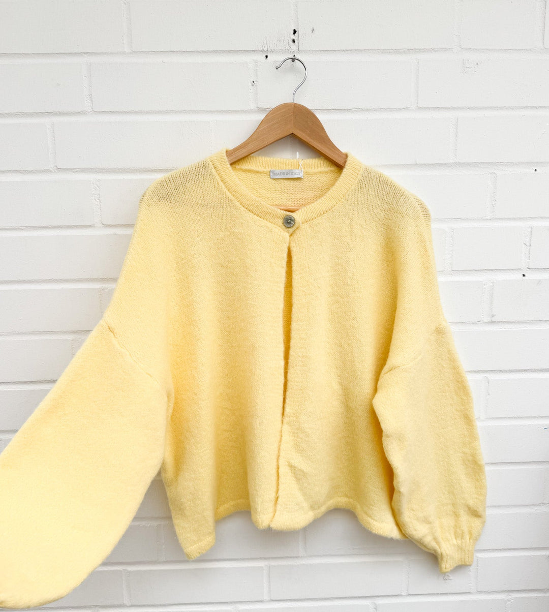 STRICKJACKE SHELLY - versch. Farben