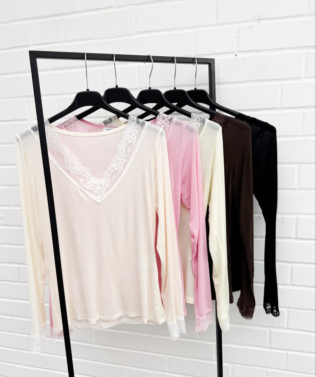 KASCHMIR LANGARM SHIRT mit Spitze - versch. Farben