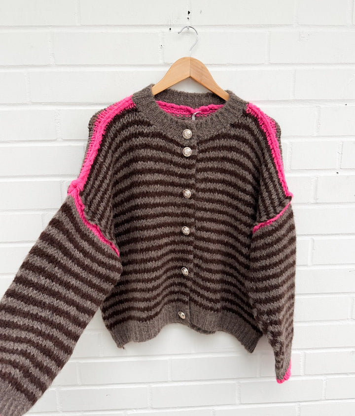 KURZE STREIFEN STRICKJACKE MAIRA - versch. Farben