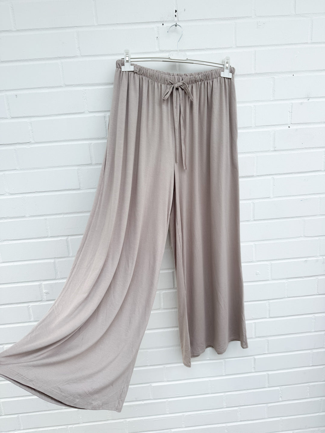 WEITE VISKOSE HOSE SHERLY - versch. Farben