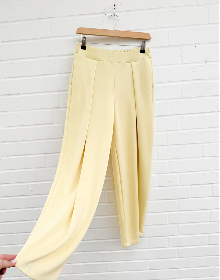 LOCKERE HOSE ANNABELL - versch. Farben