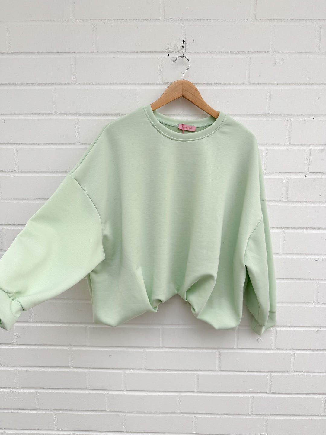 LOCKERER SWEATER mit Raffung - versch. Farben