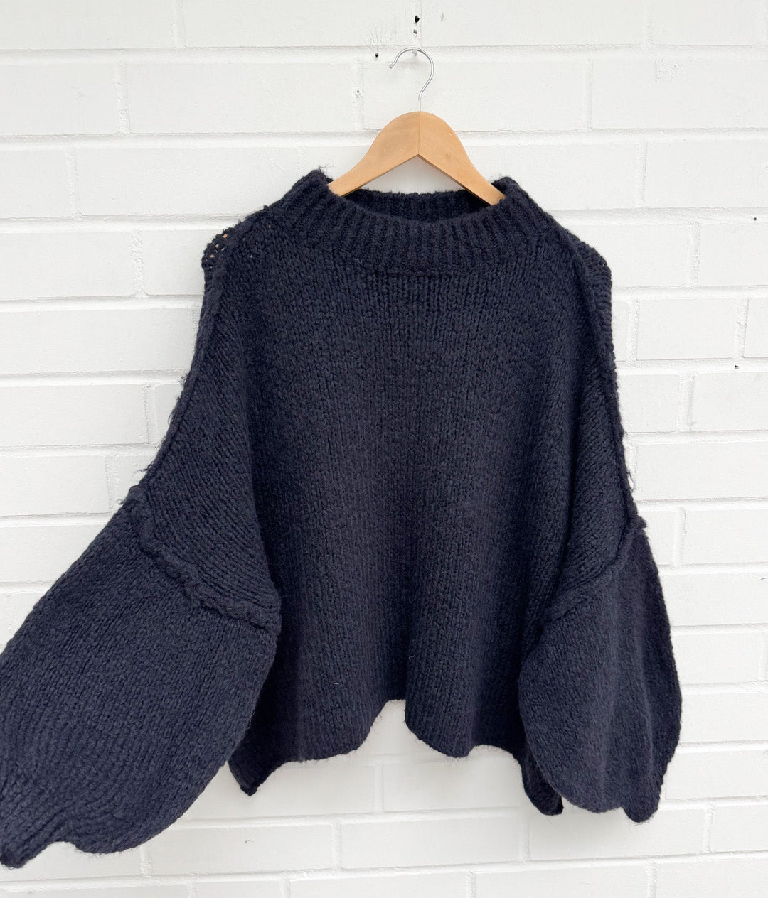 OVERSIZE STRICKPULLOVER MID MAIRA - versch. Farben