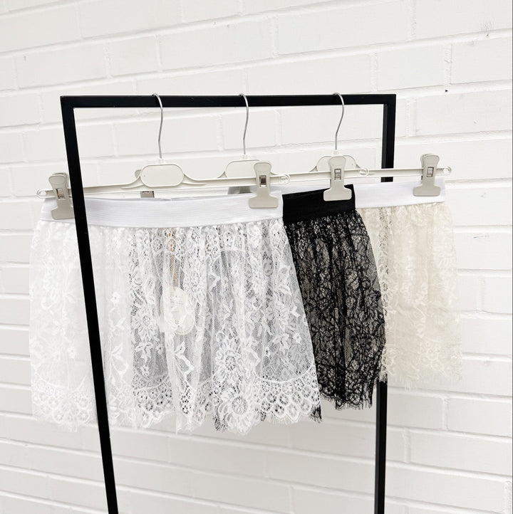 BLUSENROCK aus Spitze - versch. Farben