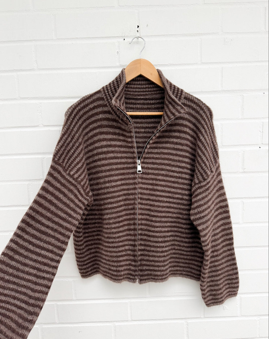 STREIFEN STRICKJACKE mit Reißverschluss - versch. Farben