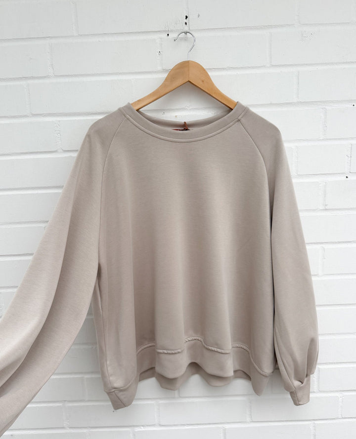 SUPER SOFT OVERSIZE SWEATSHIRT - versch. Farben