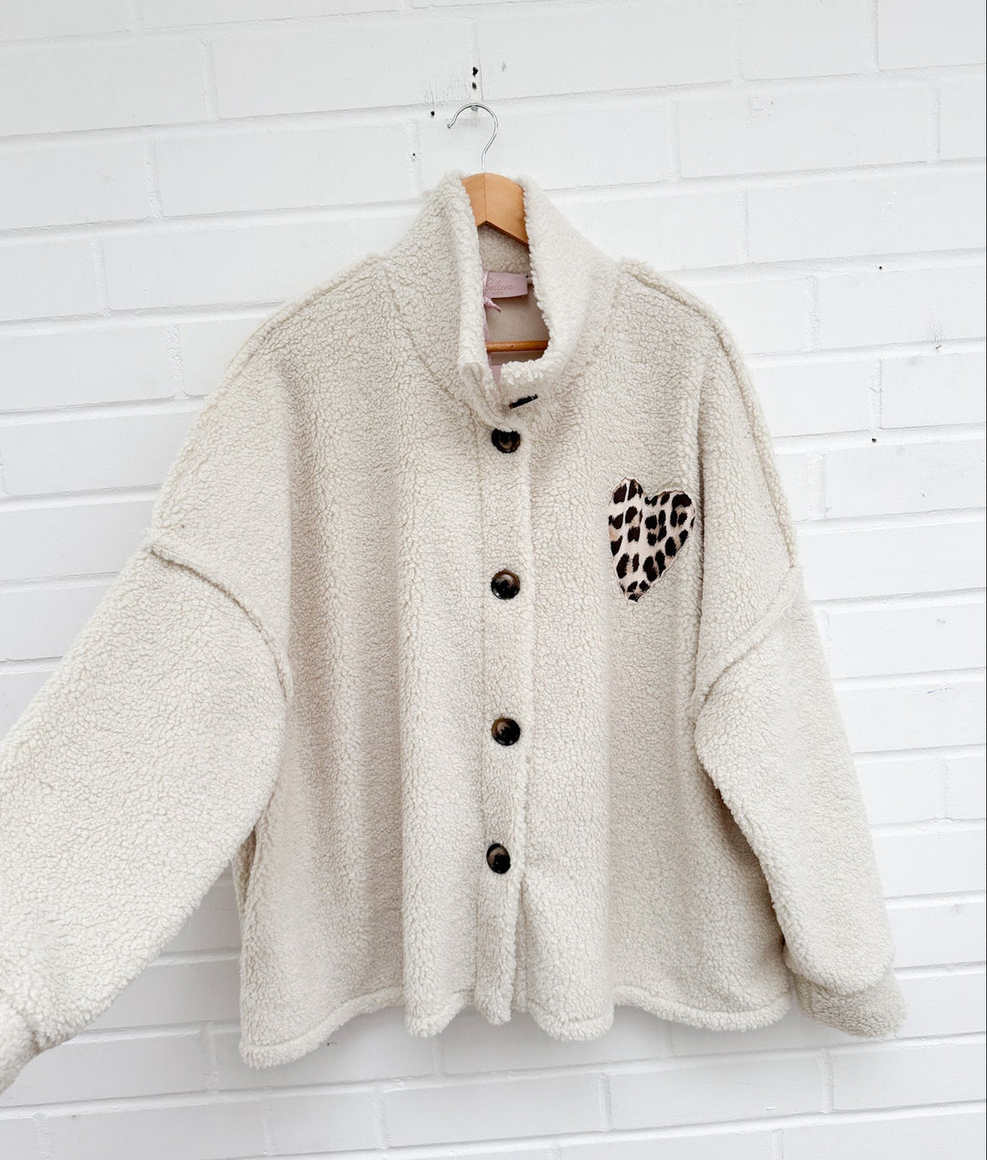 LOCKERE TEDDY JACKE mit Herz - versch. Farben