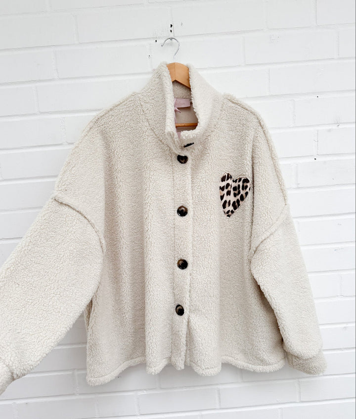 LOCKERE TEDDY JACKE mit Herz - versch. Farben