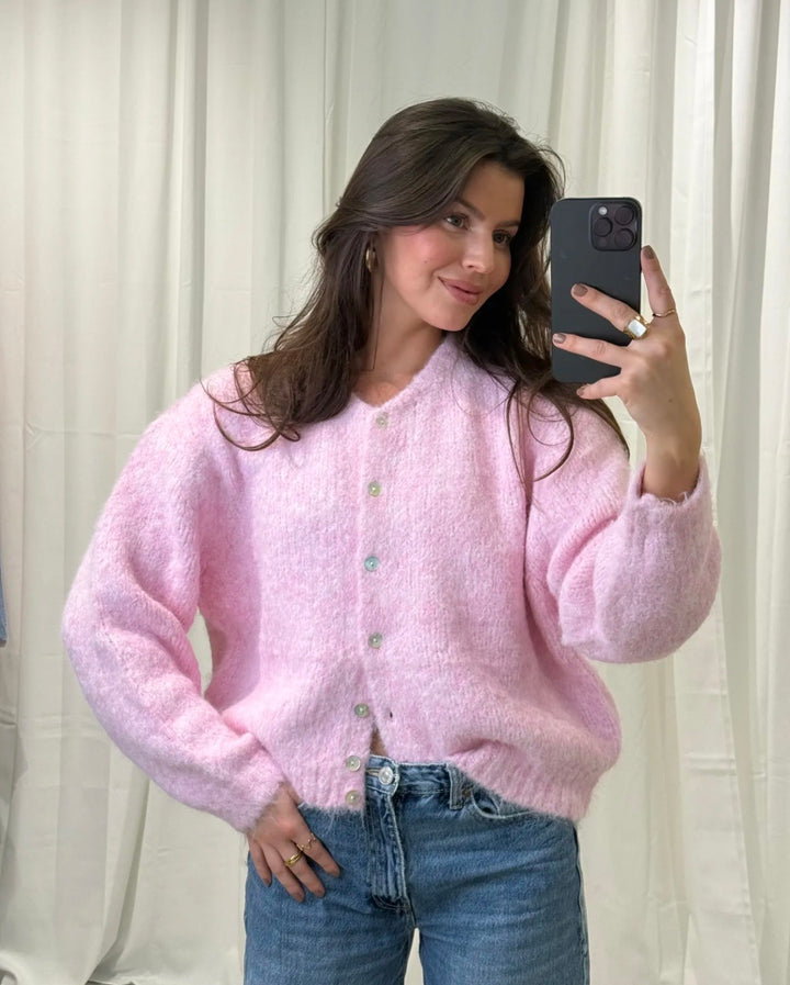 BASIC STRICKJACKE CONNY - versch. Farben