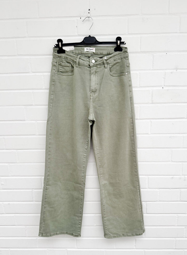 CURVY COLOR WIDE LEG JEANS - versch. Farben