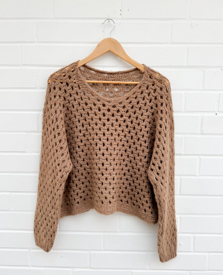 OVERSIZE LOCHMUSTER PULLOVER - versch. Farben