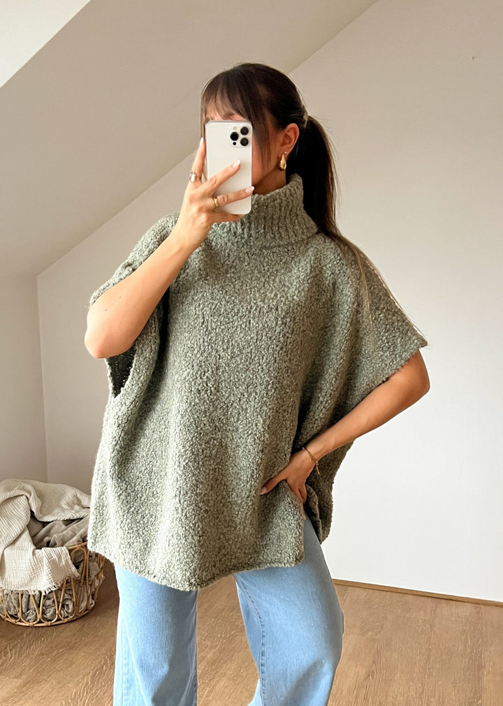 KURZARM BOUCLE STRICKPULLOVER  mit Rollkragen - versch. Farben (H3)