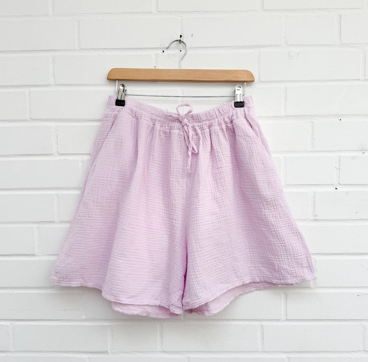 BASIC MUSSELIN SHORTS - versch. Farben