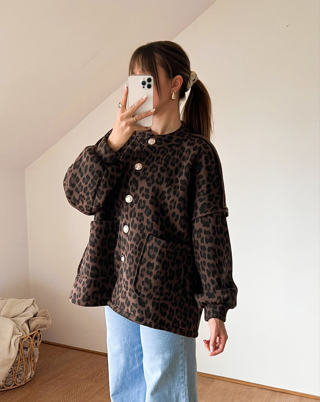 OVERSIZE SWEATJACKE LEO MAIRA - dunkelbraun