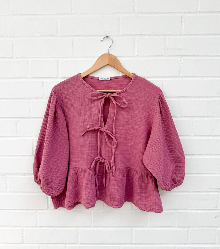 MUSSELIN SCHLEIFEN BLUSE - versch. Farben
