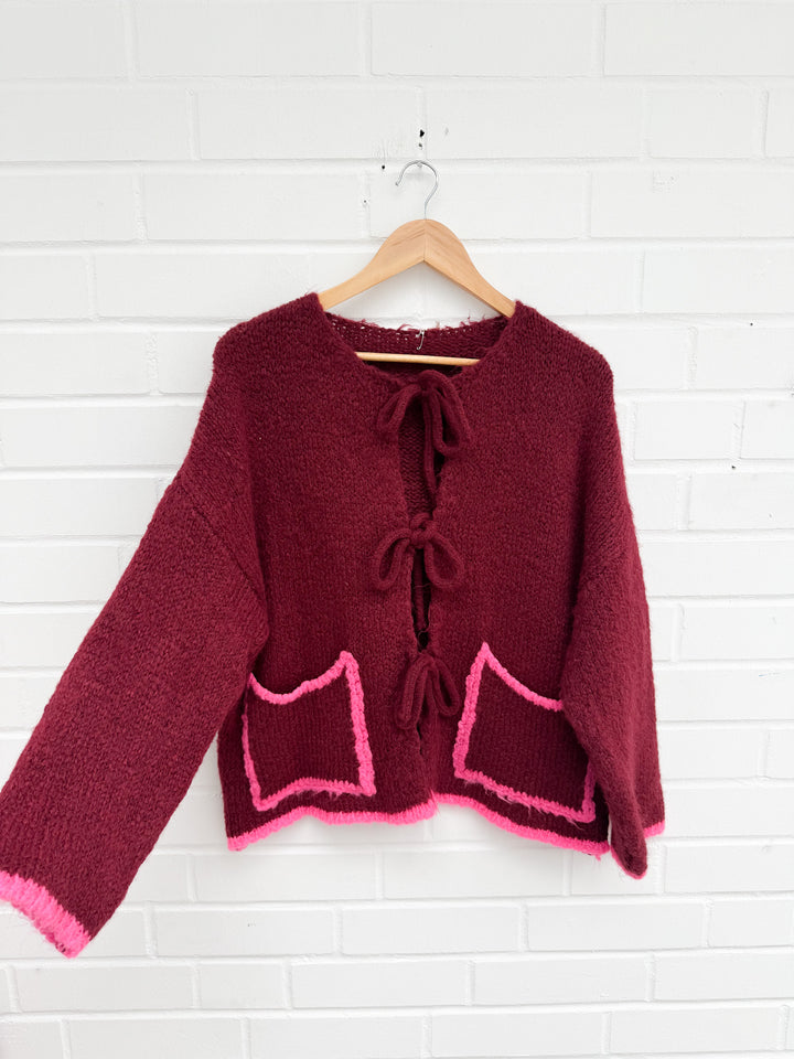 STRICKJACKE MULTICOLOR mit Schleifen - versch. Farben