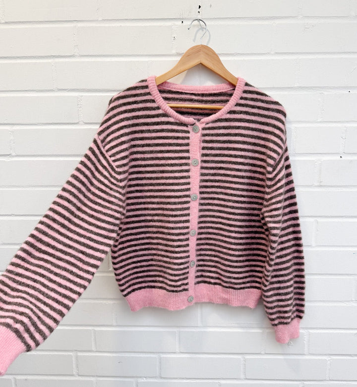 LITTLE STRIPE STRICKJACKE - versch. Farben