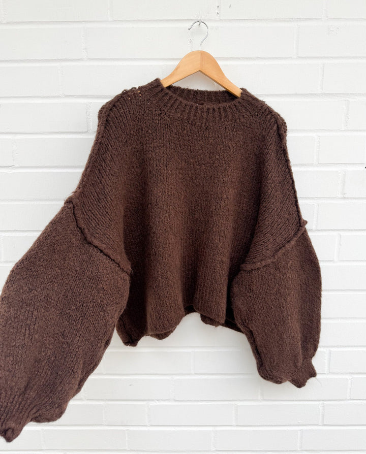 KURZER STRICKPULLOVER MAIRA - versch. Farben