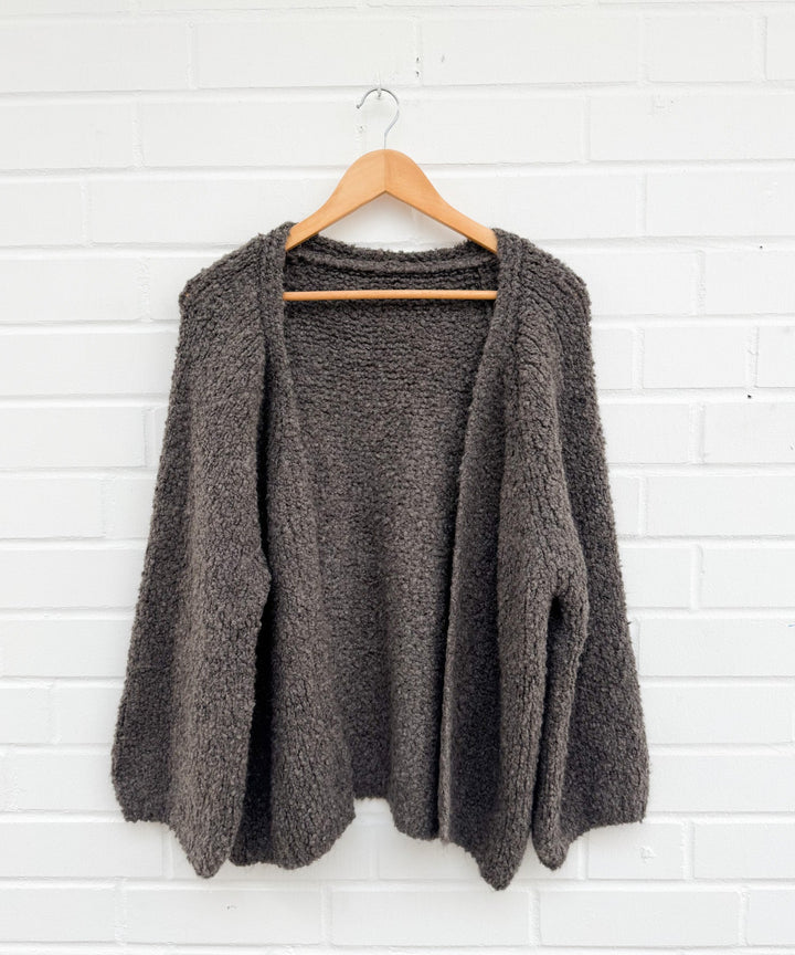 BOUCLE CARDIGAN ELDA - schlamm/grau