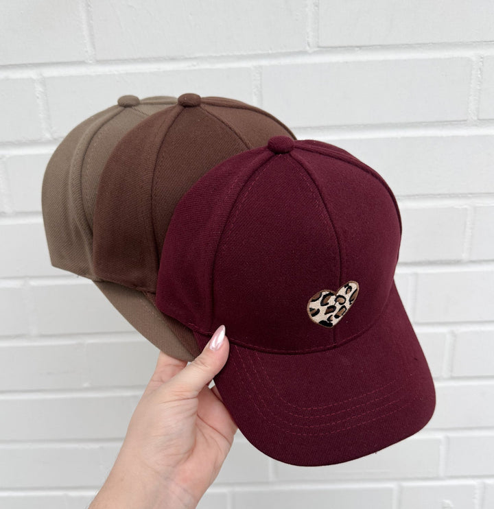 CAP mit Leoparden Herz - versch. Farben