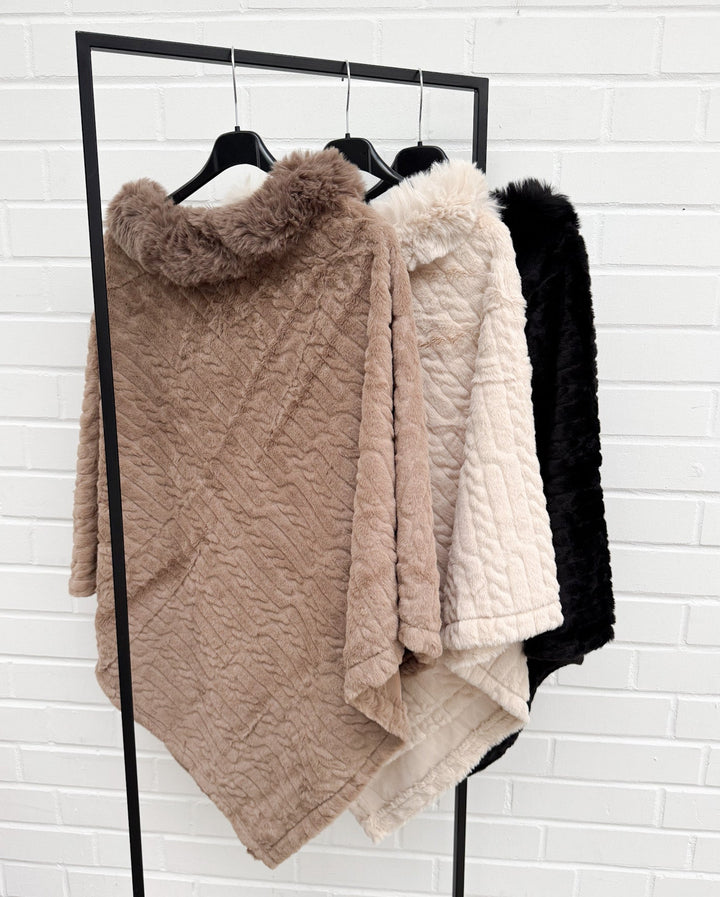 KUNSTFELL PONCHO - versch. Farben