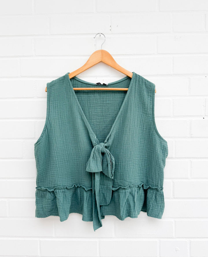 CURVY CUTE MUSSELIN BLUSE MIT SCHLEIFE - versch. Farben