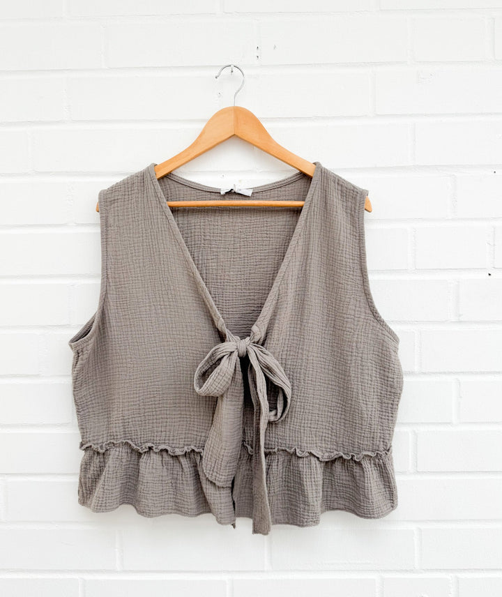 CURVY CUTE MUSSELIN BLUSE MIT SCHLEIFE - versch. Farben