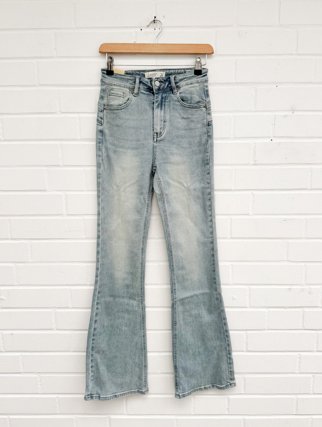 FLARE FIT JEANS ISA