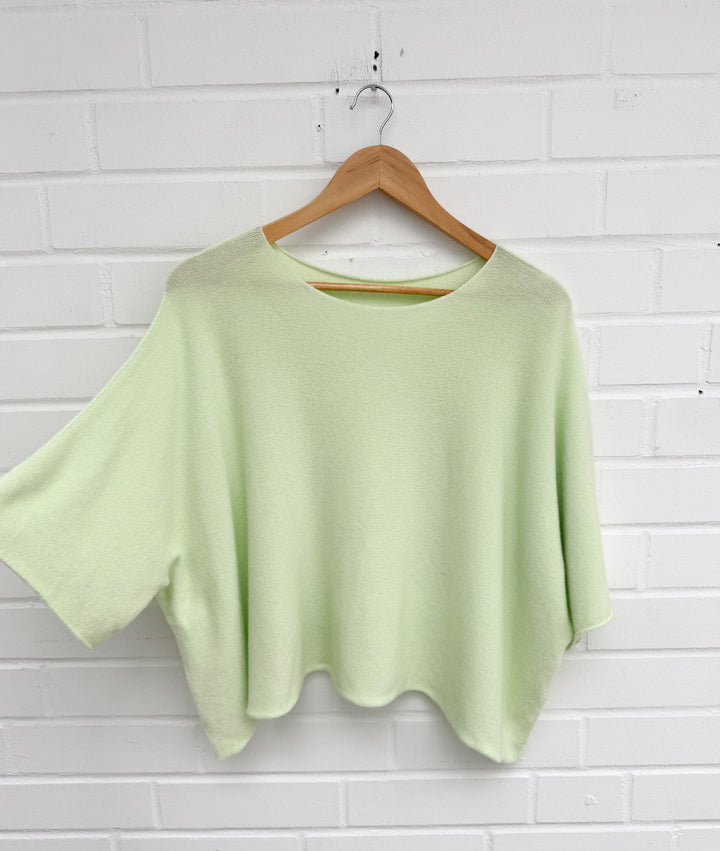 RUNDHALS KURZARM PULLOVER MAI - versch. Farben