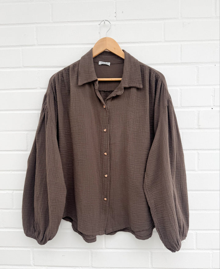 MUSSELIN BLUSE mit Herz Knöpfen - versch. Farben