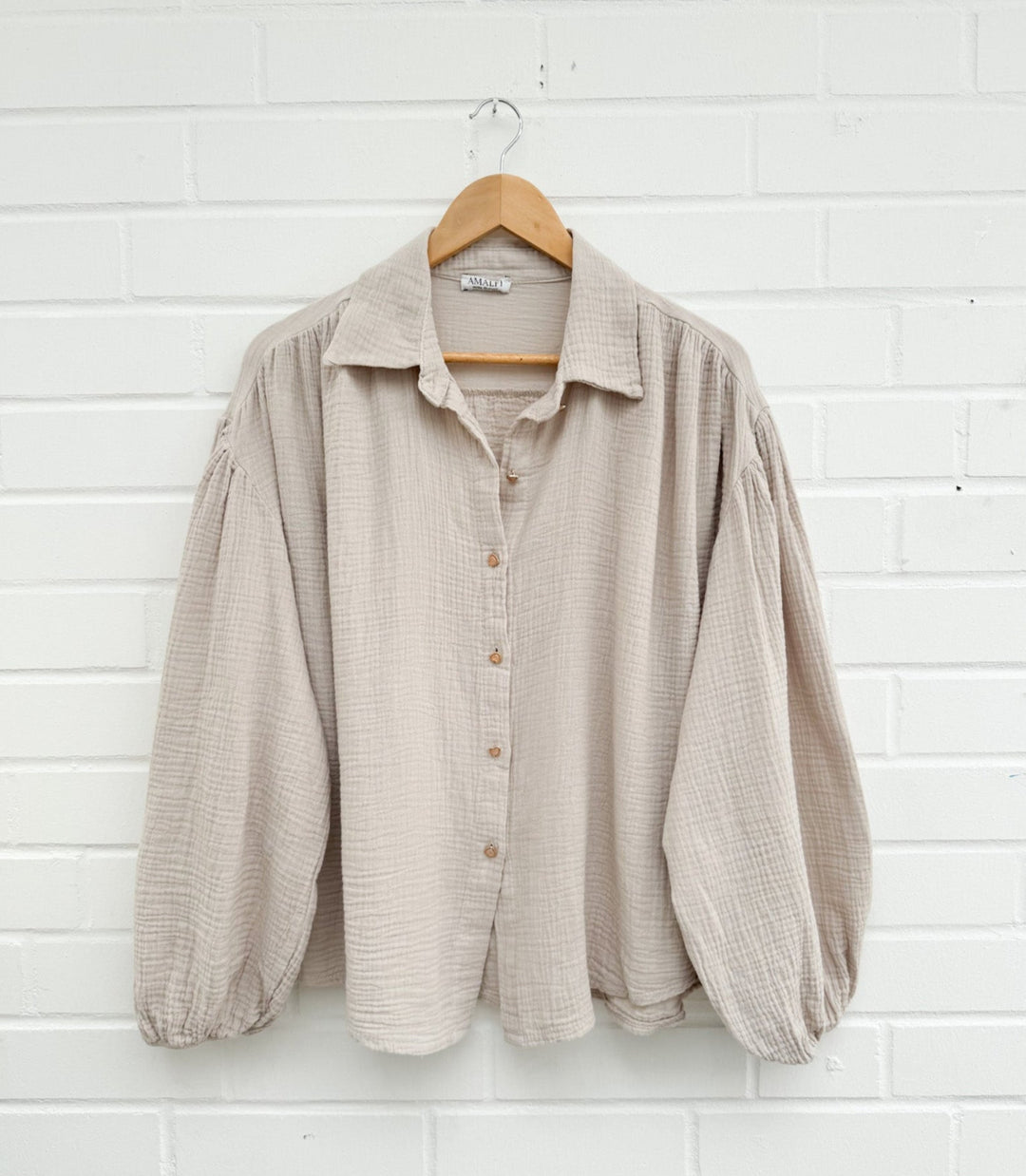 MUSSELIN BLUSE mit Herz Knöpfen - versch. Farben