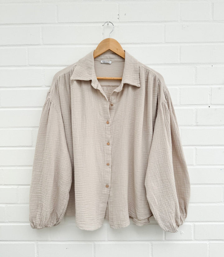 MUSSELIN BLUSE mit Herz Knöpfen - versch. Farben
