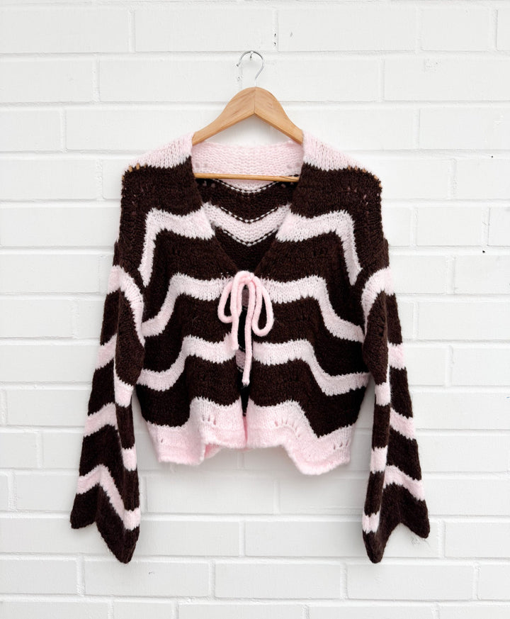 WAVE SCHLEIFEN STRICKJACKE - braun rosa