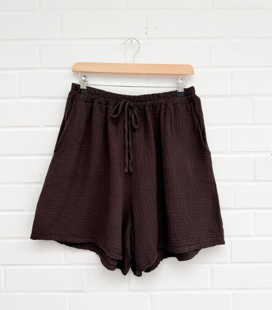 CURVY MUSSELIN SHORTS - versch. Farben