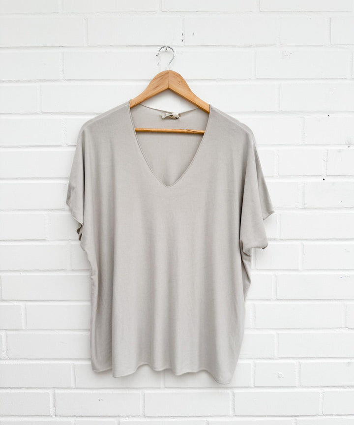 BASIC T-SHIRT aus Viskose - versch. Farben