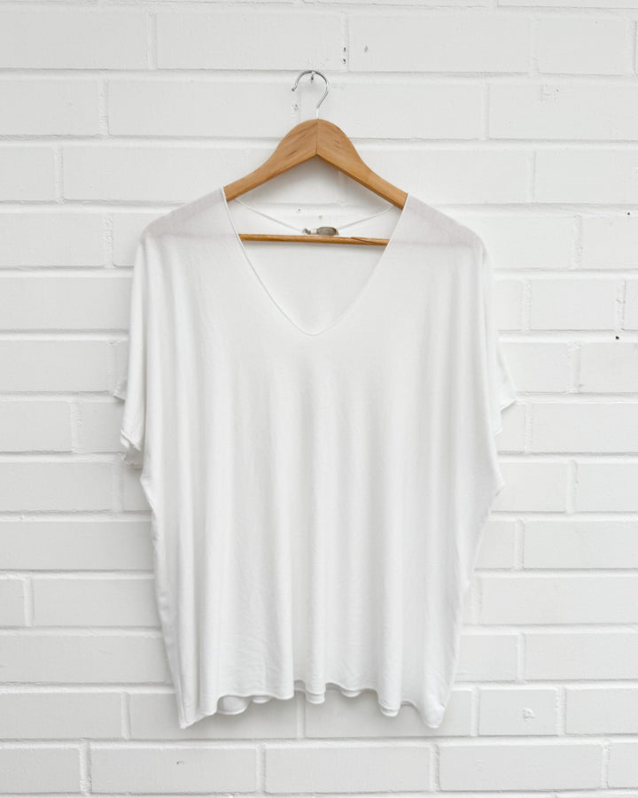 BASIC T-SHIRT aus Viskose - versch. Farben