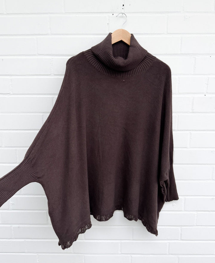 OVERSIZE ROLLKRAGEN PULLOVER mit Fransen- versch. Farben
