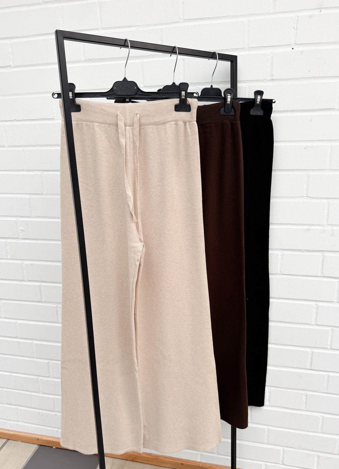 STRICKHOSE ELISABETH - versch. Farben