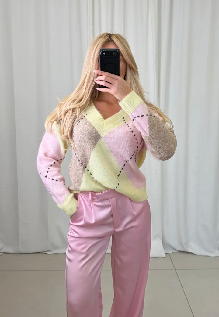 KARO PULLOVER mit V - versch. Farben