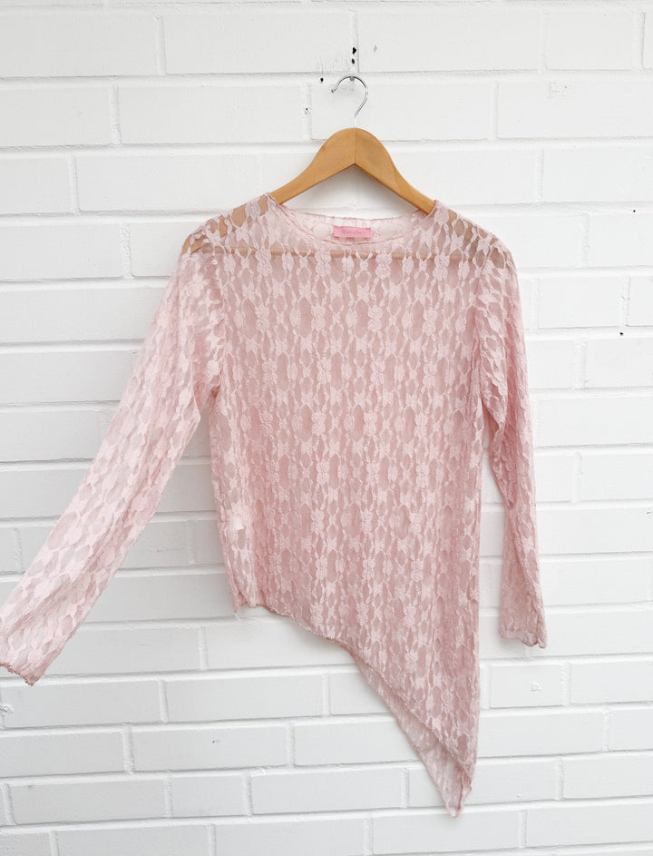 ASYMETRISCHES LACE LANGARM SHIRT - versch. Farben