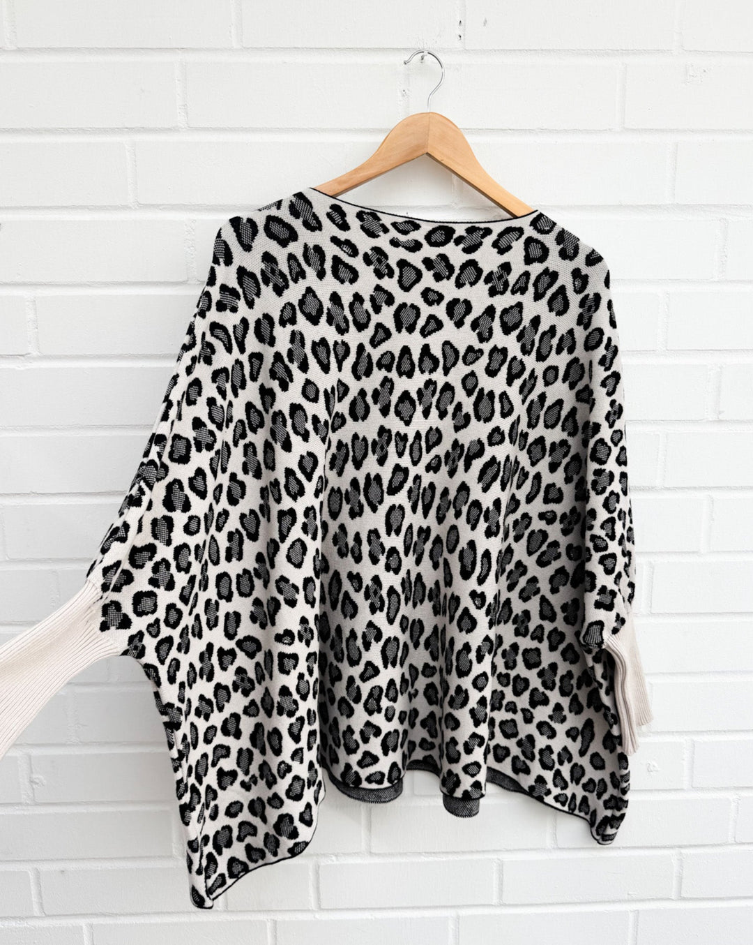 OVERSIZE BASIC STRICKPULLOVER LEO - versch. Farben
