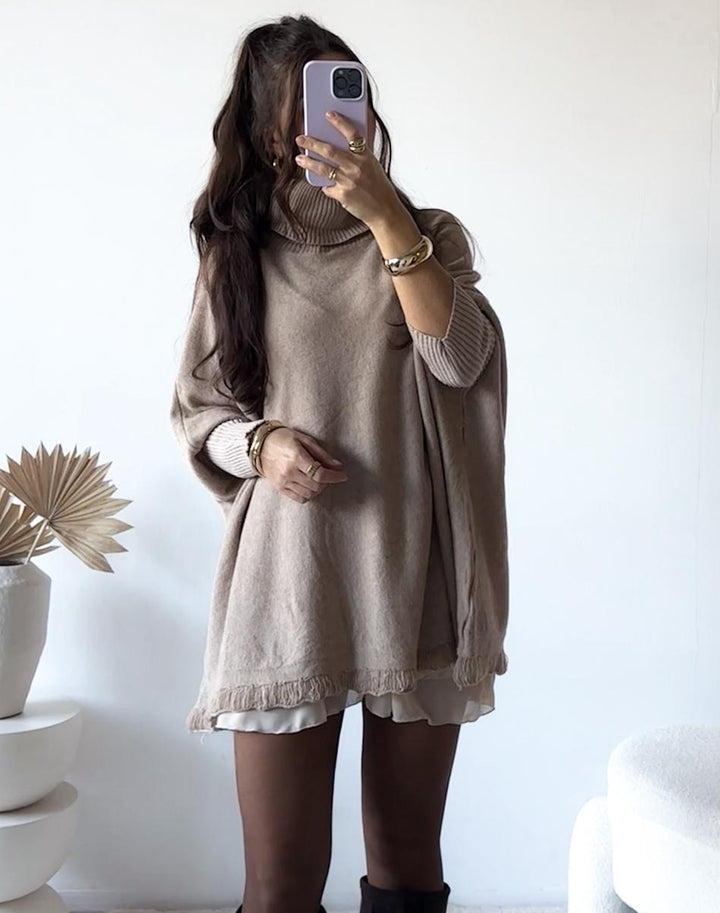 OVERSIZE ROLLKRAGEN PULLOVER mit Fransen- versch. Farben