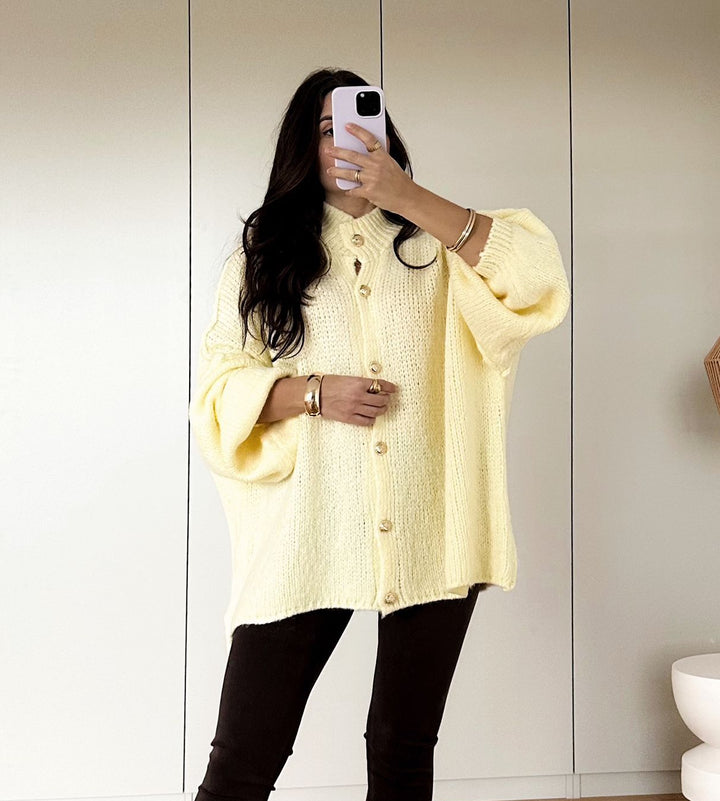 LANGE OVERSIZE STRICKJACKE MAIRA - versch. Farben