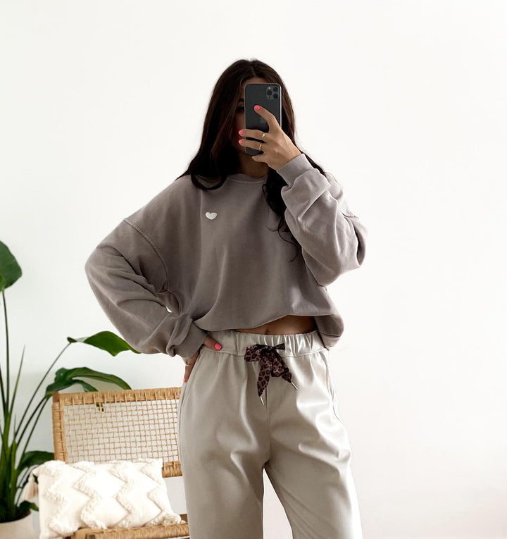SWEATSHIRT mit Herz - versch. Farben