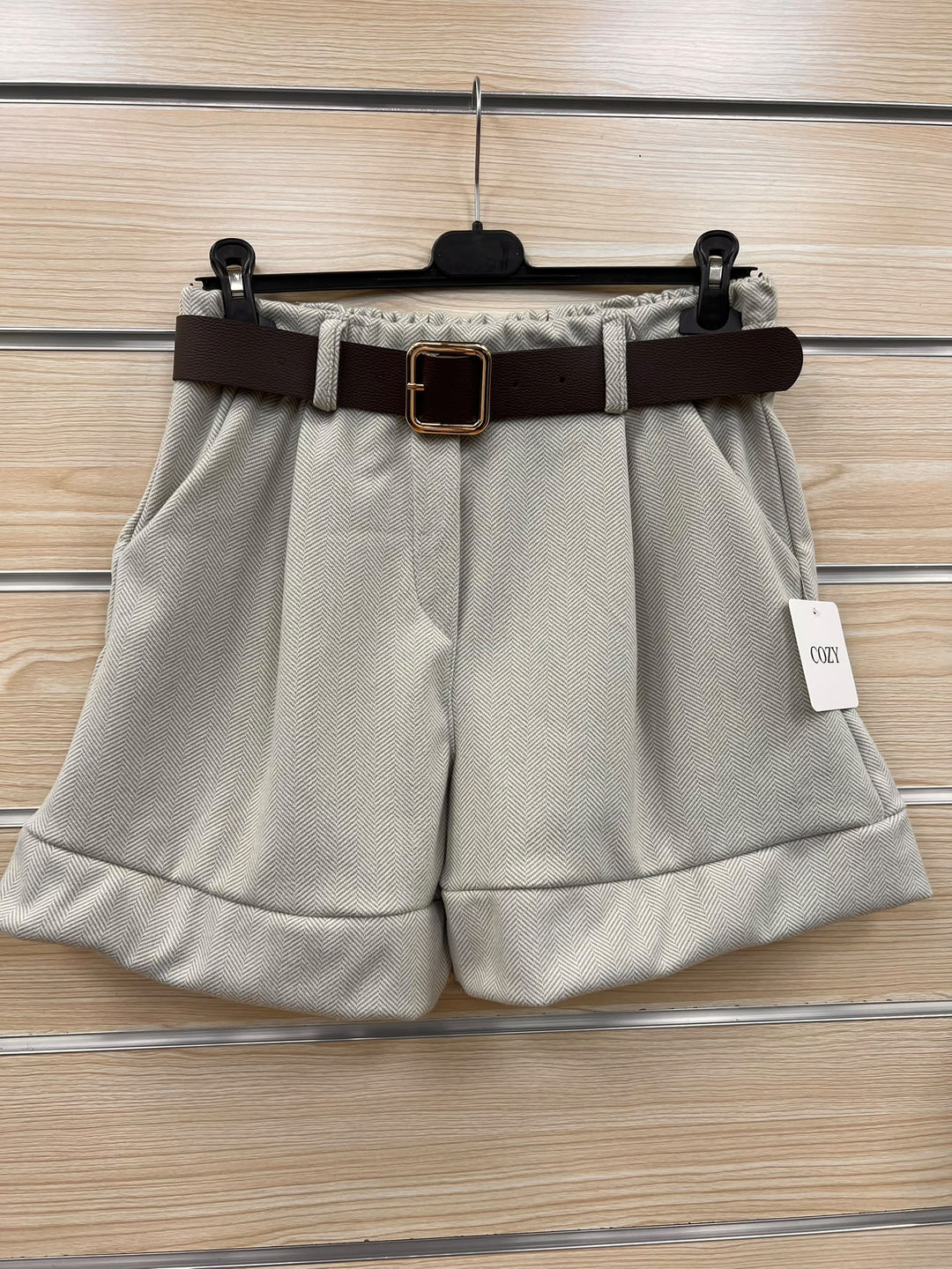 SHORTS JUDITH - versch. Farben